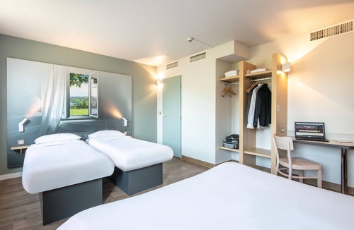 Sainte-Marie-de-Cuines Hotel | B&B HOTEL SAINT-JEAN de Maurienne