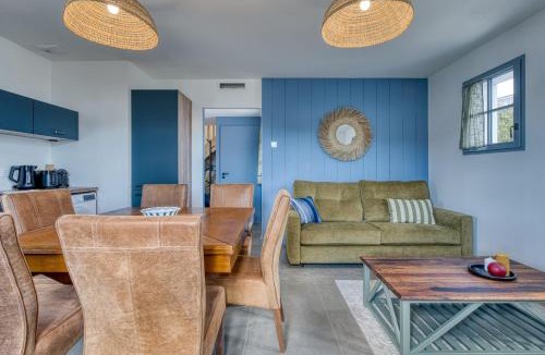 Saint-Gilles-Croix-de-Vie Villa | Bains de Mer House & Jacuzzi steps from the beach Walk to town Sleeps 6