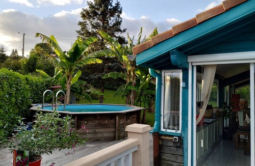Ustaritz House | Basque villa in the countryside. Patio with a beautiful view + above-ground pool