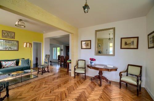 Labarde House | Bastide de Siran