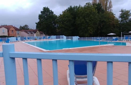Monflanquin Apartment | Beautiful 2-room apartment for 4/5 people in a great location at Lac de Monflanquin