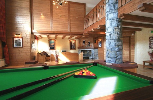Plan Peisey Apartment | Beautiful apartment for 8 guests with WIFI, pool, TV, terrace and pets allowed