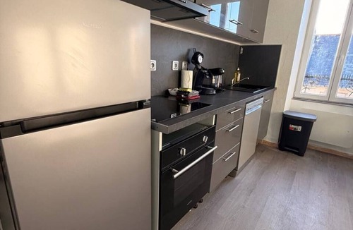 Lambezellec Apartment | Beautiful Brest Kérinou apartment refurbished