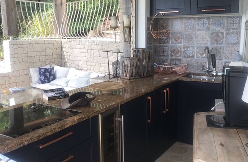 Les Issambres Villa | Beautiful villa overlooking the bay of St Tropez - 4 bedrooms and 1 studio