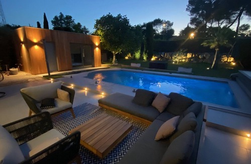 Mougins Villa | Beautiful Neo provencal Villa with its private pool in a secured domain