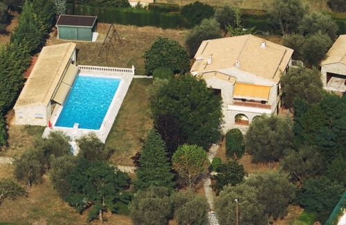 Saint-Jacques House | Beautiful Provencal Stone Villa with Large Pool and Pool House