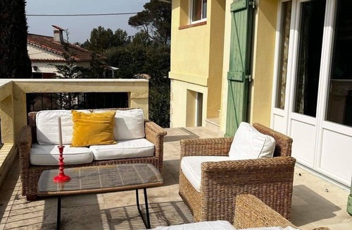 Saint-Jacques Villa | Beautiful southern French villa with pool