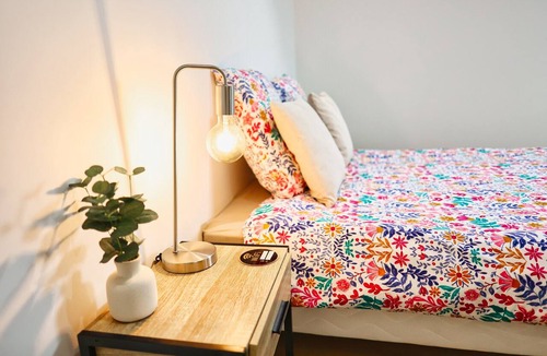 Libourne Bed & Breakfast | Bed and Breakfast 'Chambre D'hôtes Château Austerlitz' with Wi-Fi and Air Conditioning