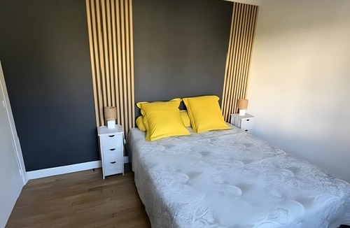 Bugeat Bed & Breakfast | Bed and Breakfast 'Chambre Félix'