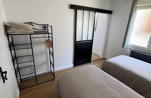 Bugeat Bed & Breakfast | Bed and Breakfast 'Chambre Kelly'