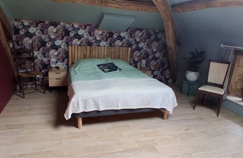 Moissannes Bed & Breakfast | Bed and Breakfast 'La Chambre Des Libellules' with Shared Pool, Private Terrace and Wi-Fi
