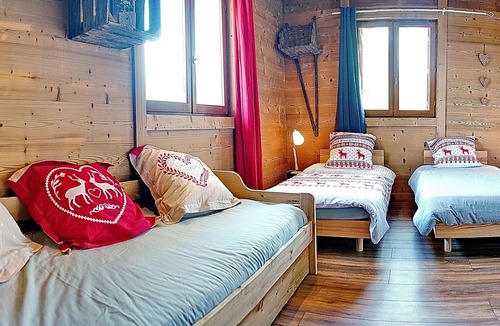 Jarrier Bed & Breakfast | Bedroom 3 with private bathroom in a cozy chalet in the mountains