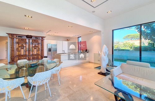 Sainte-Maxime Apartment | BEL APPARTEMENT A VILLA MAXIMA