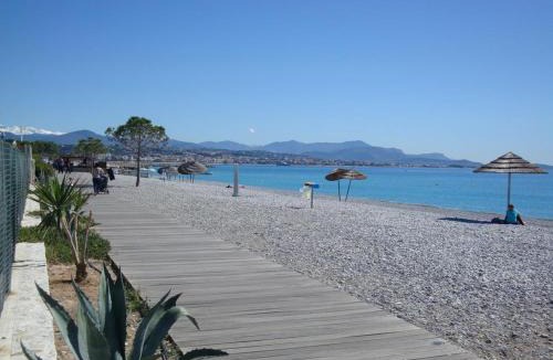 Villeneuve Loubet Beach Apartment | bel Appartement les pieds dans l'eau