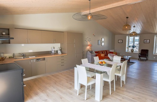 La Flotte Apartment | Bel Appartement sur le Port de La Flotte
