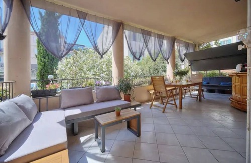 Prado - Republique Apartment | Belle Appartement Cinq Minutes Palais Festival et Plage