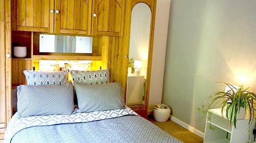 Origne House | Belle maison de vacances indépendante, piscine et jardin privatifs & clôturés 30 minutes au sud Bordeaux