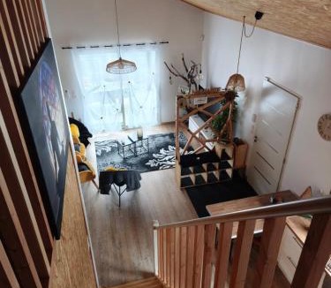 Ychoux House | Belle maison esprit loft avec terrasse, parking et jardin clos