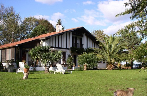 Hasparren House | Between the sea and the mountains