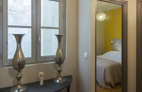 Hotel de Ville - Quinconces Apartment | Bord'ôappart Le Cheverus