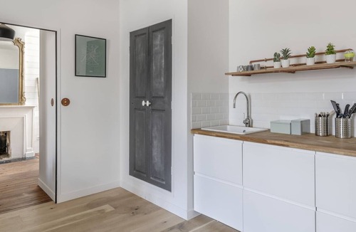 Graslin - Commerce Apartment | BOURSE : bohemian chic apartment in Nantes