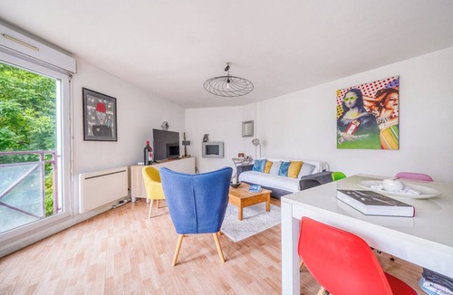 Saint Augustin Apartment | Bright apartment with private parking in Bordeaux