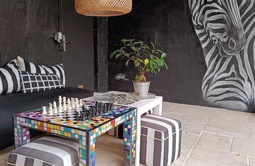 Pons House | Buky Palace