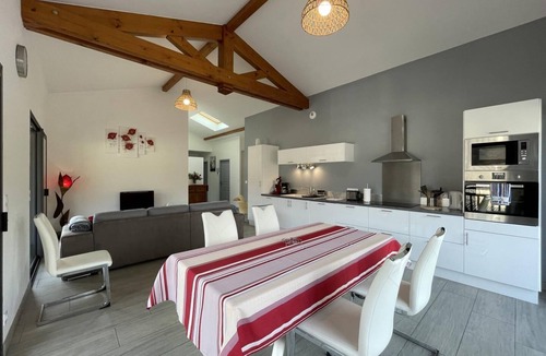 Macaye House | Buztingorria - Macaye