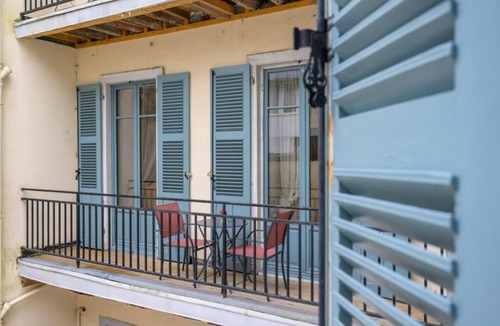 Centre Ville Apartment | Cœur de Pau - Clim et Parking - L'Odyssée