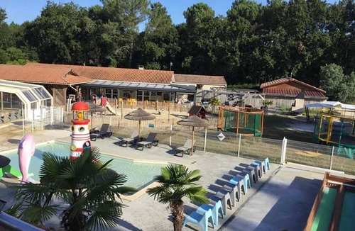 Saint-Laurent-de-Medoc House | Camping 4 étoiles - Parc aquatique - ccb0bci