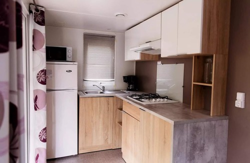 Saint-Laurent-de-Medoc House | Camping Le Paradis * - Mobile home "Jasmin" 2 bedrooms DIM - SUN 4 people