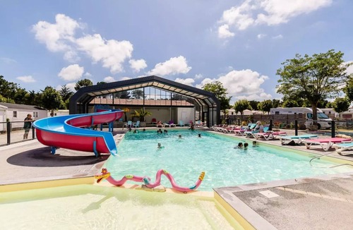 Saint-Hilaire-de-Riez Villa | Camping maeva Escapades La Parée du Both * - 2 Room Gite 2/3 People + TV