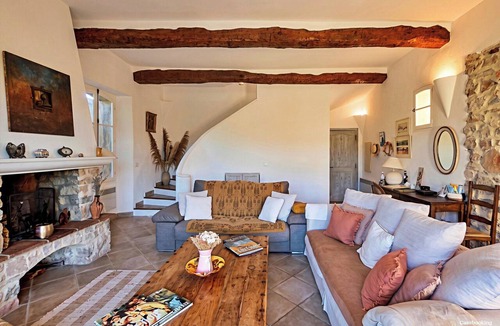 Lorgues Apartment | CASA-Bouchra luxueux apt dans château provençal