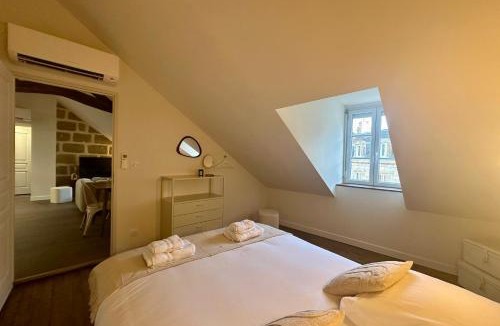 Brive-la-Gaillarde Apartment | Casa Firmin - Joli cocon design à 3' de la gare & 5' du coeur de ville