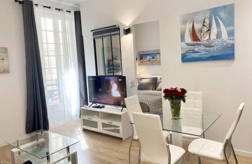 Centre Ville-Gare Apartment | Central Modern Flat Lamartine