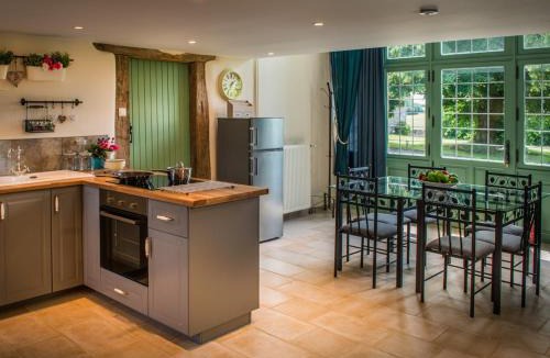 Saint-Hilaire-des-Loges House | Château le Retail
