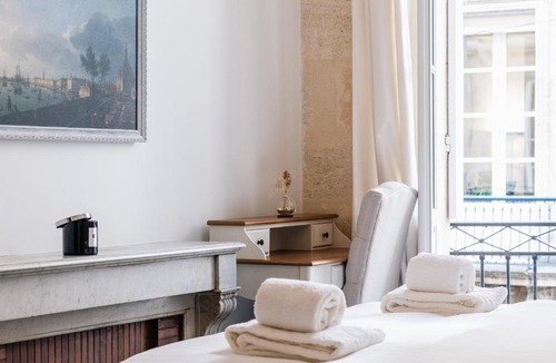 Hotel de Ville - Quinconces Apartment | Château Trompette Tourny