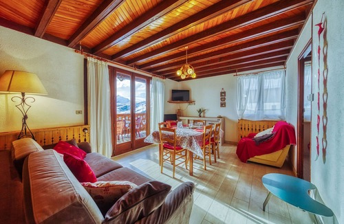 La Toussuire Ski Chalet | Chalet les Colchiques