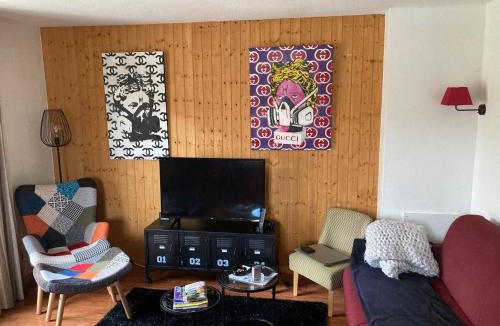 Saint-Etienne-en-Devoluy Ski Chalet | Chalet 8 pers. à Superdevoluy, confortable, terrasse - FR-1-504-433