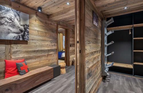 Saint-Maximin Ski Chalet | Chalet de luxe avec piscine et sauna à Courchevel - FR-1-562-49