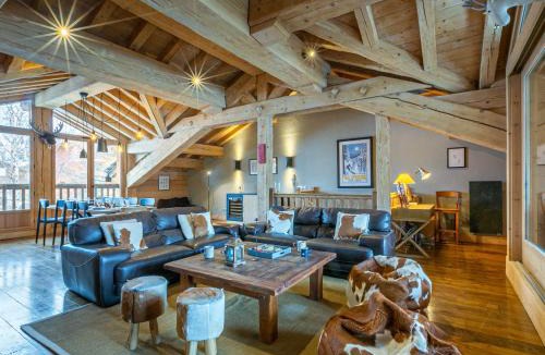 Le Cret Ski Chalet | Chalet de Standing avec Cheminée et Sauna, Proche du Centre de Val-d'Isère - FR-1-694-14
