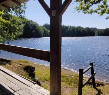 Neuvic Other | chalet les pieds dans l'eau