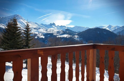 Albiez-le-Jeune Ski Chalet | Chalet of 2016, at 1310 m above the valley of the Maurienne