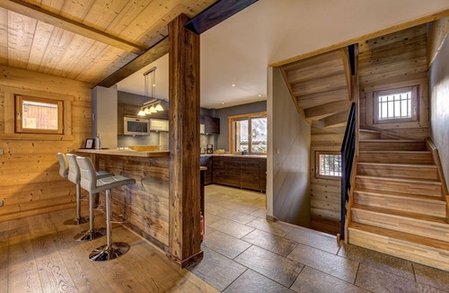 Chamonix City Centre Ski Chalet | Chalet with Sauna & Hot Tub near Chamonix Centre