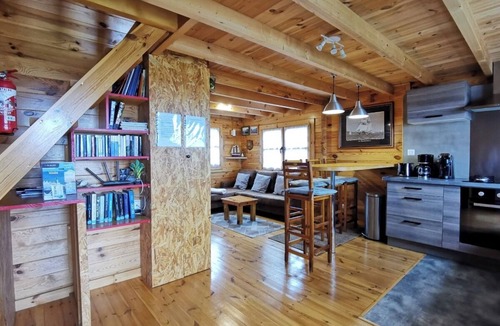 Plouarzel Ski Chalet | Chalet with sea view, beaches and GR 34 footpath 150 m away, private garden