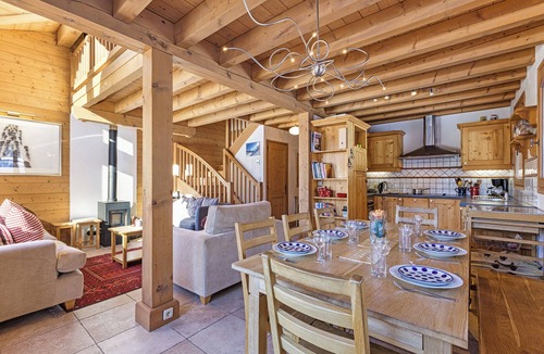 Chamonix-Mont-Blanc Ski Chalet | Chalets Bonheur 6BR Sauna Sleeps 10, Argentière (Chamonix), France