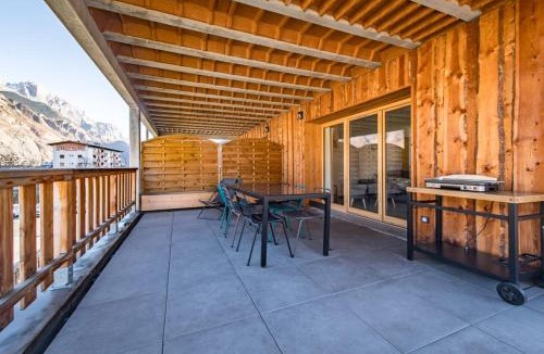Saint-Jean-de-Maurienne Apartment | Chaleur Alpine XXL Terrace & Mountain View