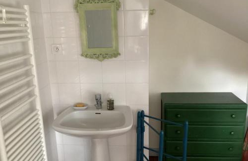 Bourdeilles Bed & Breakfast | Chambre au cœur du village de Bourdeilles