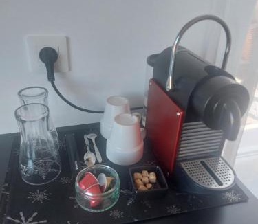 Saint-Laurent-d'Arce Bed & Breakfast | Chambre climatisée à 20 minutes de bordeaux