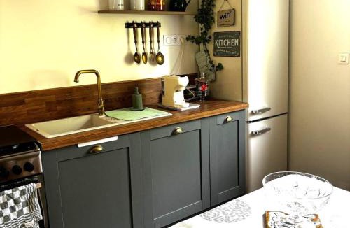 Montargis Bed & Breakfast | Chambre d'Hôtes Charmante à Montargis - FR-1-590-573